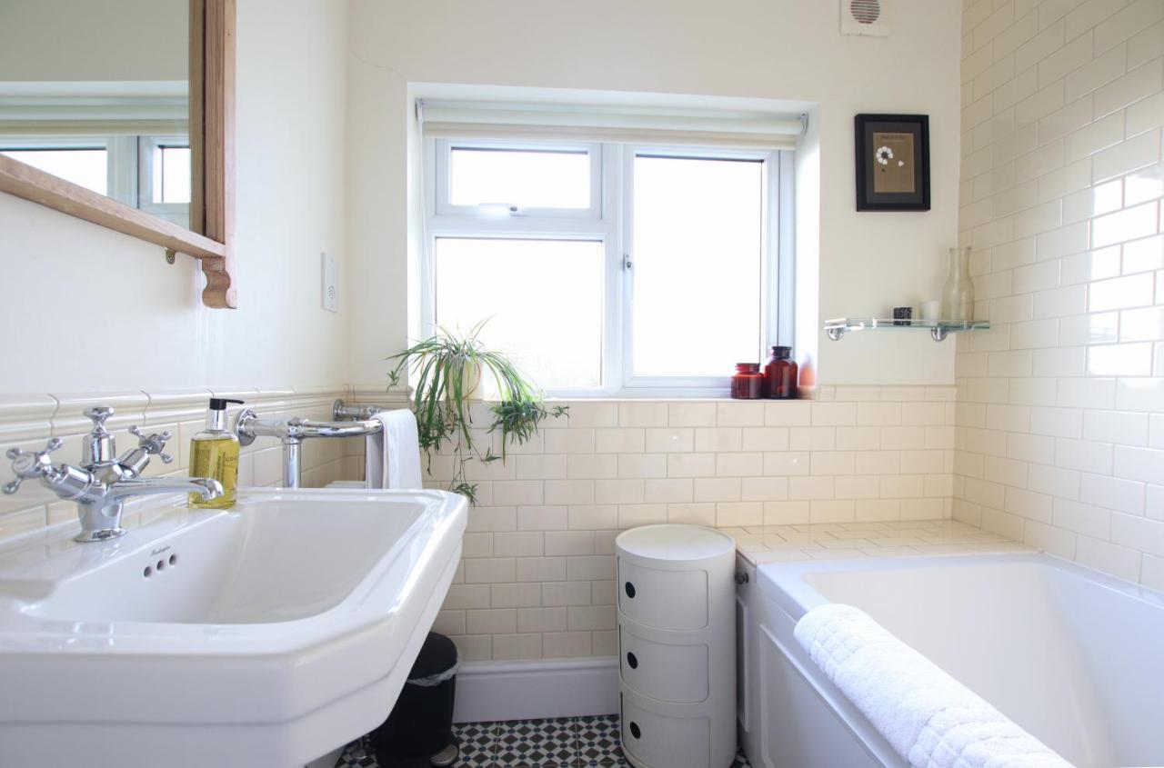 Tranquil 2 Bedroom Home In Totterdown บริสตอล ภายนอก รูปภาพ
